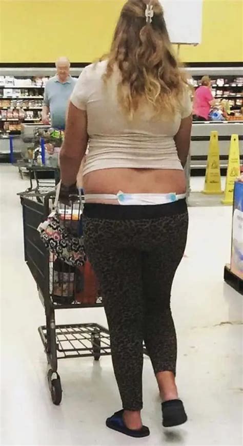 pics of people in walmart